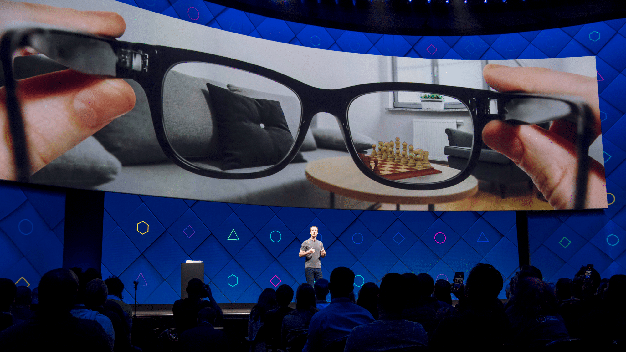 Development on Augmented Reality 'Apple Glasses' Postponed Indefinitely -  MacRumors